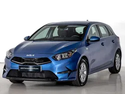 Azul Usado 2024 Kia Ceed Utilitario | 16.990 € (Precio justo)