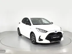 Blanco Usado 2021 Toyota Yaris Plus Berlina | 20.500 € (Precio justo)