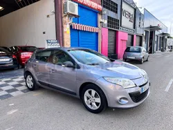 Azul Usado 2010 Renault Mégane III Dynamique Berlina | 8900 € (Un poco caro)