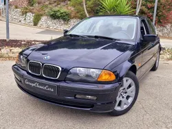 Azul Usado 2001 BMW 325 Berlina | 6900 € (Un poco caro)
