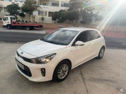 Blanco Usado 2018 Kia Rio Berlina | 12.500 € (Un poco caro)