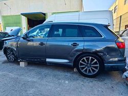 Gris Usado 2015 Audi Q7 S-Line SUV | 8500 €