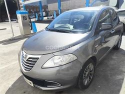 Gris / plata Usado 2012 Lancia Ypsilon Silver Utilitario | 2999 € (Buen precio)