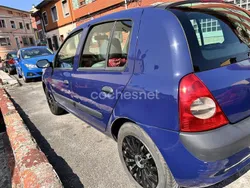 Azul Usado 2002 Renault Clio II Authentique Berlina | 1800 € (Precio justo)