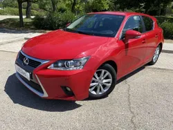 Lexus CT200h