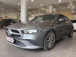Gris / plata Usado 2020 Mercedes CLA200 Shooting Brake Familiar | 24.500 € (Super precio)