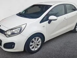 Usado 2014 Kia Rio | 7360 € (Buen precio)