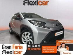 Gris Usado 2024 Toyota Aygo Play Utilitario | 15.490 € (Un poco caro)