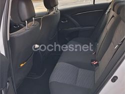 Blanco Usado 2011 Toyota Avensis Advance Berlina | 3999 € (Precio justo)