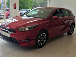 Otro Usado 2024 Kia Ceed Berlina | 19.600 € (Precio justo)