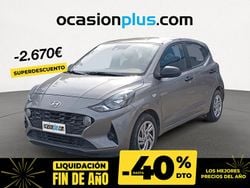 Gris / plata Usado 2022 Hyundai i10 Utilitario | 9990 € (Precio justo)
