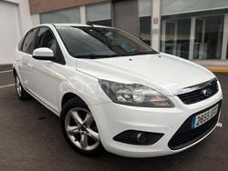 Blanco Usado 2010 Ford Focus Trend Berlina | 4999 € (Precio justo)