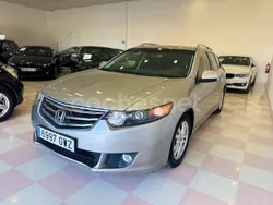 Gris / plata Usado 2008 Honda Accord Elegance Familiar | 10.500 € (Precio justo)