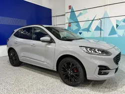 Gris Usado 2023 Ford Kuga ST-Line X SUV | 26.141 € (Super precio)