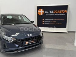 Gris / plata Usado 2024 Hyundai i20 Berlina | 19.500 € (Un poco caro)