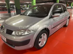Beige Usado 2004 Renault Mégane II Authentique Berlina | 2490 € (Precio justo)