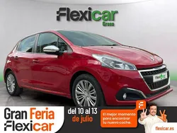 Rojo Usado 2019 Peugeot 208 Active Utilitario | 9990 € (Super precio)