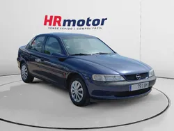 Azul Usado 1998 Opel Vectra Berlina | 2690 €