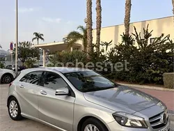 Gris / plata Usado 2012 Mercedes A180 Urban Berlina | 12.190 € (Precio justo)