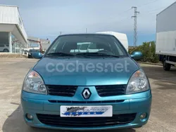 Verde Usado 2005 Renault Clio II Authentique Berlina | 2500 € (Precio justo)