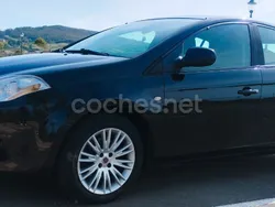 Negro Usado 2009 Fiat Bravo Active Utilitario | 3990 € (Precio justo)