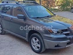 Verde Usado 2005 Mitsubishi Outlander SUV | 5990 €