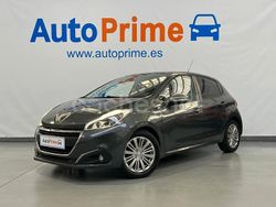 Gris / plata Usado 2017 Peugeot 208 Style Utilitario | 7470 € (Precio justo)