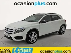 Blanco Usado 2015 Mercedes GLA200 Edition 1 SUV | 19.500 € (Precio justo)