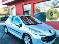 Gris / plata Usado 2006 Peugeot 207 Berlina | 3300 € (Un poco caro)