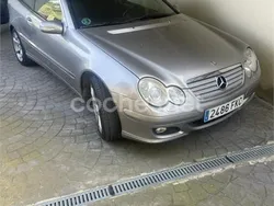 Gris / plata Usado 2007 Mercedes C180 Sport Edition Berlina | 9500 € (Caro)