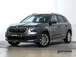 Gris / plata Usado 2022 Skoda Kamiq Style SUV | 20.990 € (Precio justo)