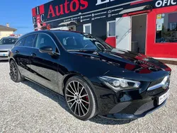 Negro Usado 2021 Mercedes CLA180 Business Berlina | 23.999 €