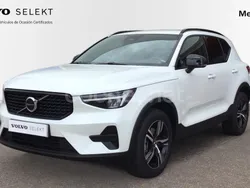 Blanco Nuevo 2025 Volvo XC40 Plus SUV | 43.500 € (Precio justo)