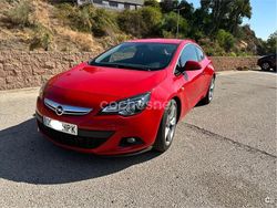 Rojo Usado 2013 Opel Astra GTC Sportive Berlina | 10.499 €