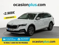 Blanco Usado 2023 Skoda Octavia Familiar | 31.990 € (Caro)