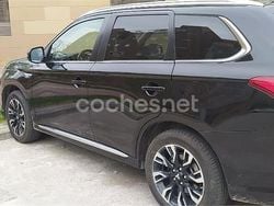 Negro Usado 2016 Mitsubishi Outlander P-HEV SUV | 18.000 € (Un poco caro)