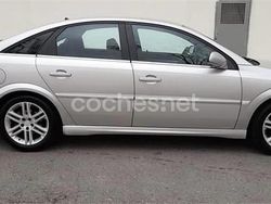 Gris / plata Usado 2004 Opel Vectra GTS Elegance Berlina | 2500 €