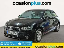 Negro Usado 2011 Audi A1 Attraction Utilitario | 13.790 € (Un poco caro)