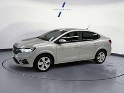 Gris / plata Usado 2021 Dacia Logan Essentiel Berlina | 11.990 € (Precio justo)