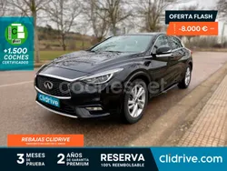 Infiniti Q30