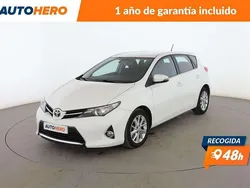 Blanco Usado 2014 Toyota Auris Active Berlina | 10.899 € (Precio justo)