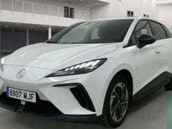 Blanco Usado 2023 MG MG4 EV Comfort Utilitario | 18.997 €