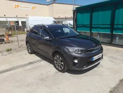 Gris Usado 2019 Kia Stonic SUV | 15.490 € (Un poco caro)