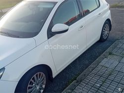 Negro Usado 2014 Peugeot 308 Active Berlina | 6850 € (Buen precio)