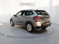 Gris / plateado Usado 2025 Skoda Kamiq Selection SUV | 21.750 € (Precio justo)