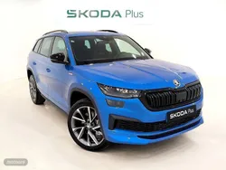 Azul Usado 2024 Skoda Kodiaq SportLine SUV | 46.800 €