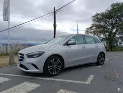 Gris / plata Usado 2020 Mercedes B200 Monovolumen | 23.000 € (Caro)