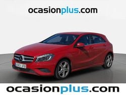 Rojo Usado 2015 Mercedes A200 Style Utilitario | 15.750 € (Buen precio)