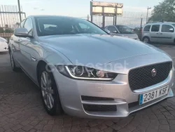 Gris / plata Usado 2019 Jaguar XE R-Dynamic Berlina | 15.500 € (Precio justo)