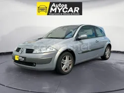 Beige Usado 2003 Renault Mégane II Expression Berlina | 2990 € (Precio justo)